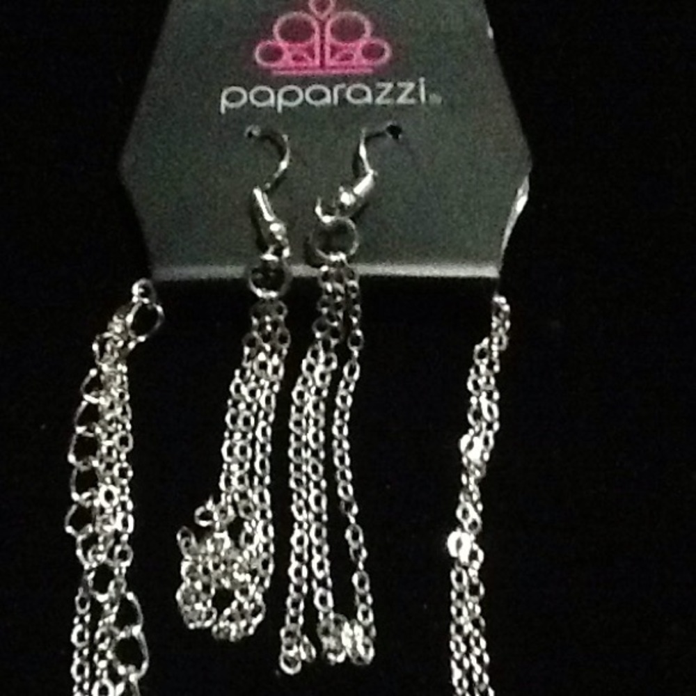 Necklace - Picture 3 of 3